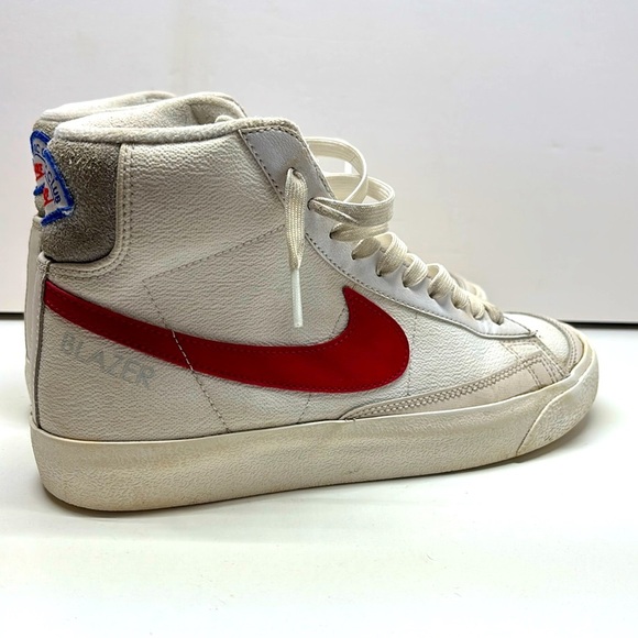 Nike Kids Blazer Mid 77 red and white size 6Y - Picture 1 of 9